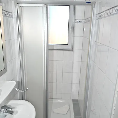 Einzelzimmer-16-ug Borkum